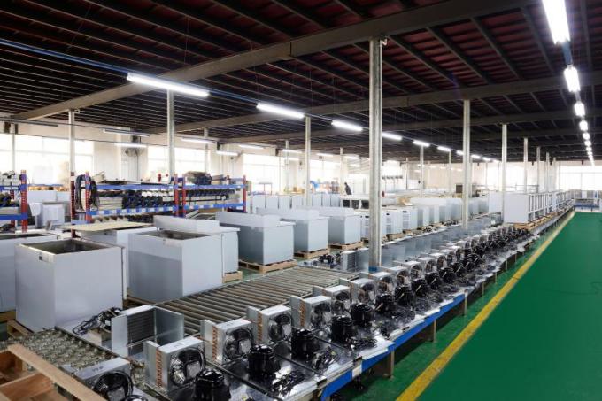 Guangzhou Yixue Commercial Refrigeration Equipment Co., Ltd. linea di produzione in fabbrica 3