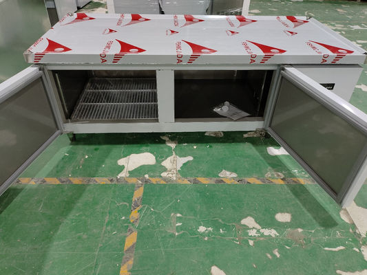 Frigorifero di tipo americano sotto il bancone di lavoro frigorifero per cucina personalizzato 110V