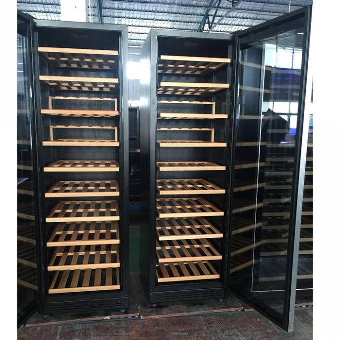 170 dispositivo di raffreddamento commerciale dell'esposizione del vino delle bottiglie 450L 140w 0